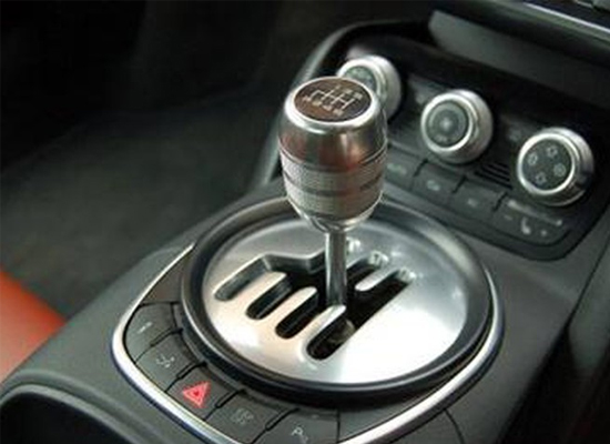Vù ga về số - Kỹ năng cần biết cho lái số sàn